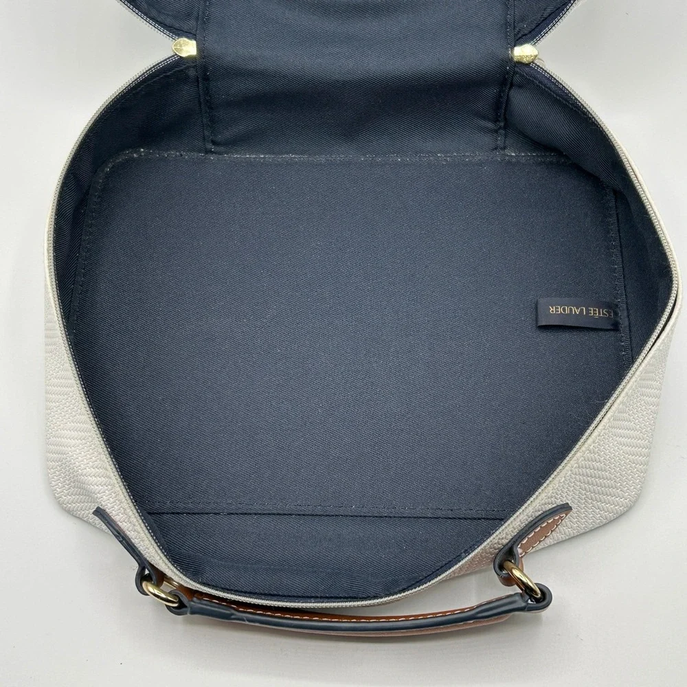 Estee Lauder White Textured Cosmetic Toiletry Travel Case Bag Handle Zip Around